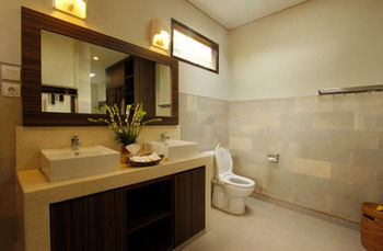 Griya Shanti Villas & Spa Убуд Экстерьер фото